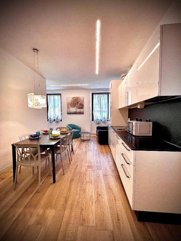 Welcome Traveller Amore Apartments Bardolino Bagian luar foto