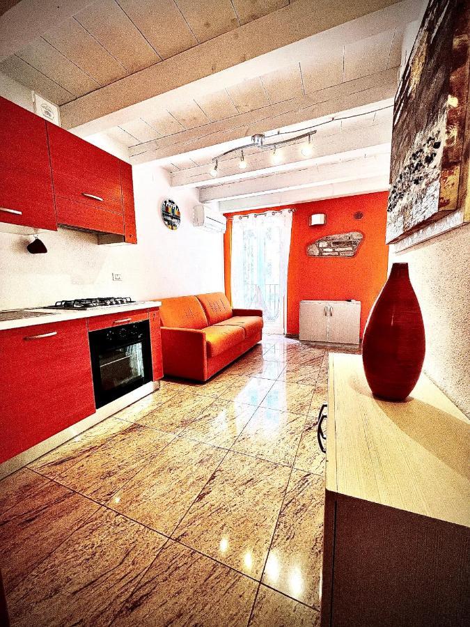 Welcome Traveller Amore Apartments Bardolino Bagian luar foto