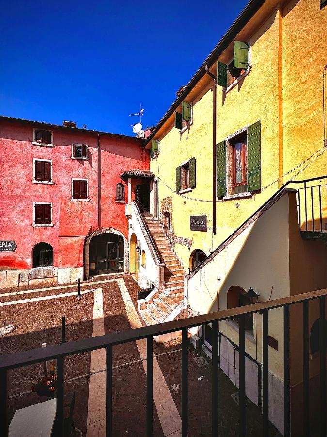 Welcome Traveller Amore Apartments Bardolino Bagian luar foto